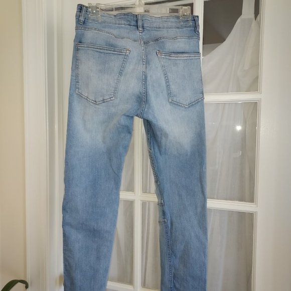 JEANS - Picture 2 of 4